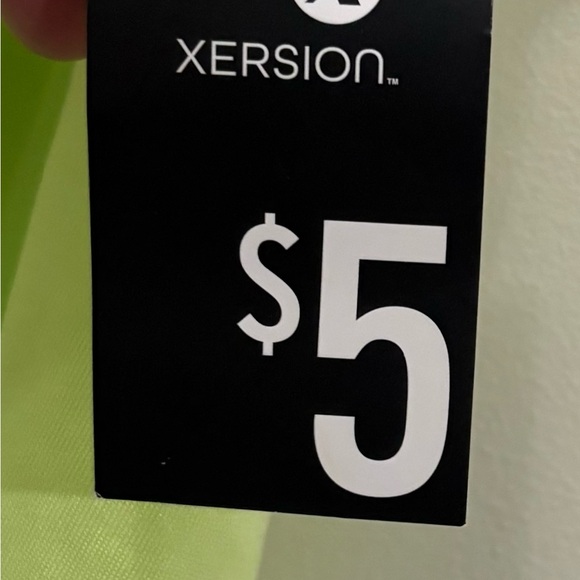 Xersion Yellow Sleeveless Relaxed Tank Top - Picture 3 of 4